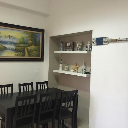 Shantell Boutique Apartments Νετάνια Εξωτερικό φωτογραφία