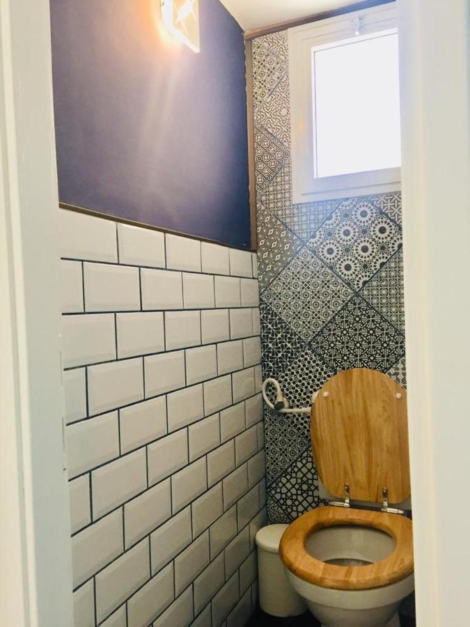 Shantell Boutique Apartments Νετάνια Εξωτερικό φωτογραφία