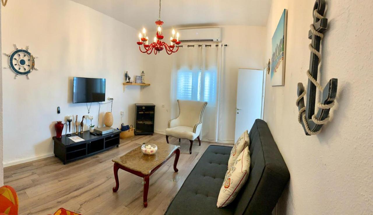 Shantell Boutique Apartments Νετάνια Εξωτερικό φωτογραφία