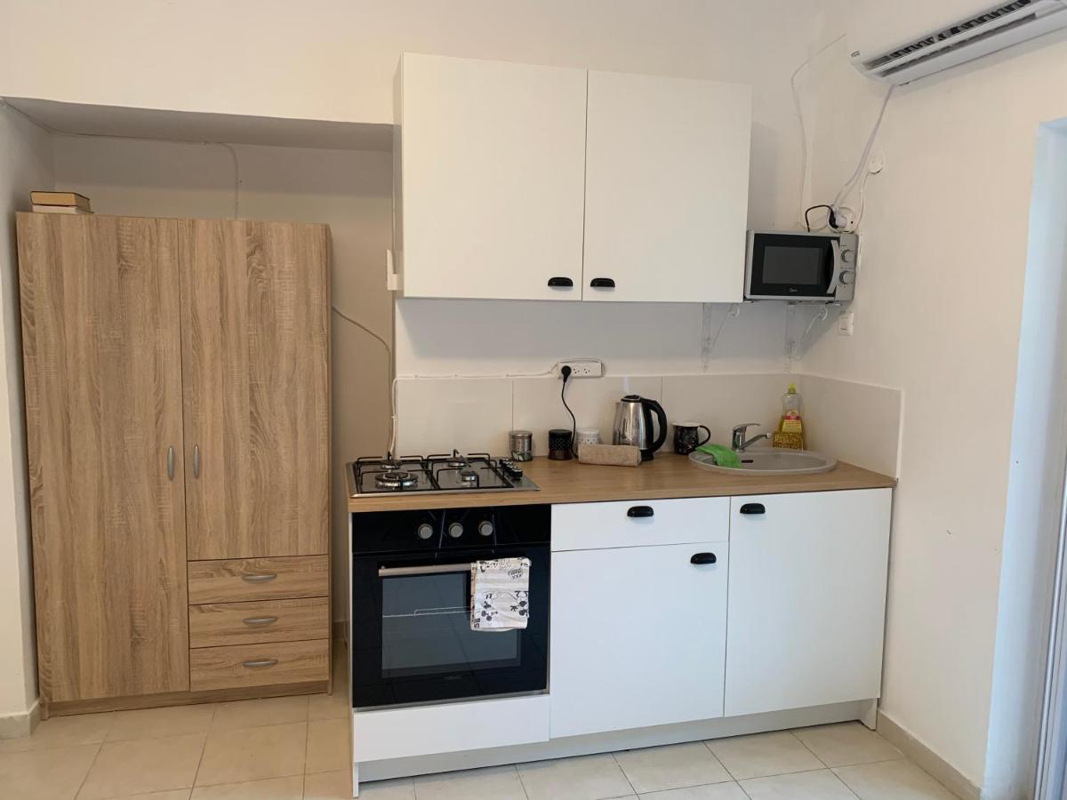 Shantell Boutique Apartments Νετάνια Εξωτερικό φωτογραφία